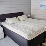 شقة Waeltti